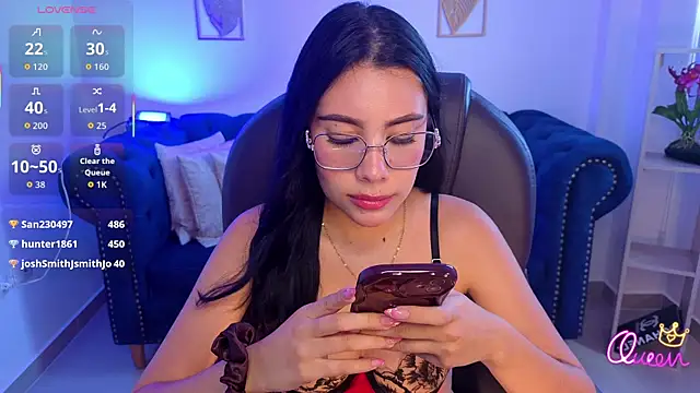 Snapshot of amara_foxx chatting on 06/27/26, 06:46 amara foxx online show from 06/27/26, 06:46