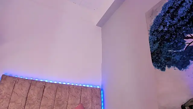 naomi sanz online show from 05/07/26, 06:41