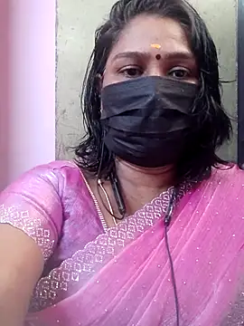Snapshot of Tamil_Azhaghi25 chatting on 06/23/26, 06:22 Tamil Azhaghi25 online show from 06/23/26, 06:22