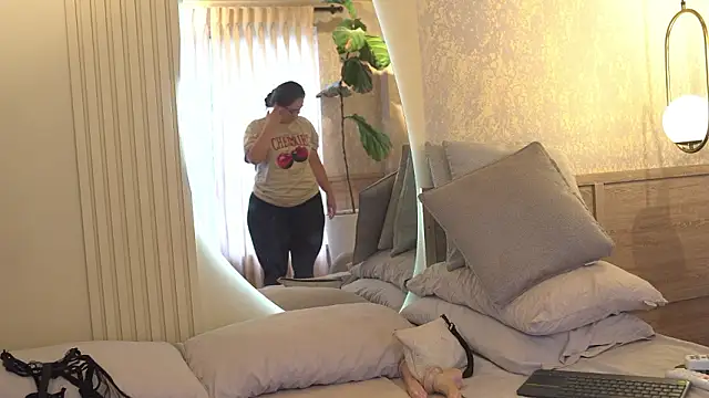 Snapshot of Tayler_Kim chatting on 01/16/26, 06:34 Tayler Kim online show from 01/16/26, 06:34