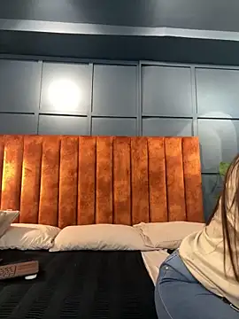 Snapshot of Tayler_Kim chatting on 02/25/26, 06:39 Tayler Kim online show from 02/25/26, 06:39