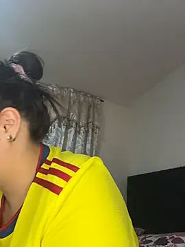 Tayler Kim online show from 06/17/26, 09:38