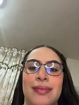 Tayler Kim online show from 06/26/26, 08:24