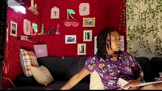 Snapshot of MarleyAquafina chatting on 09/21/25, 02:13 MarleyAquafina online show from 09/21/25, 02:13