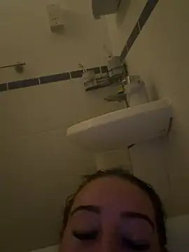 Lulumayxx online show from 04/12/26, 07:08