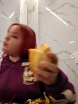 Snapshot of cherry_canndy_ chatting on 09/27/25, 12:10 cherry canndy  online show from 09/27/25, 12:10