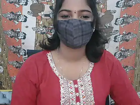 Hott Noor online show from 10/13/25, 05:35