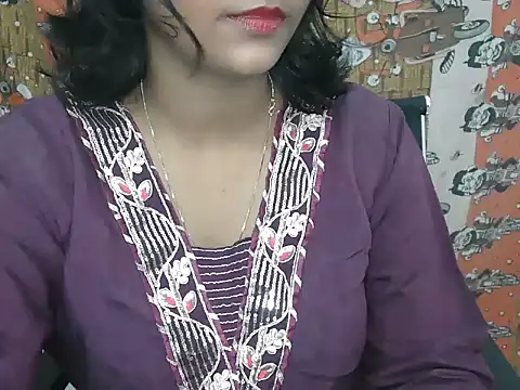 Hott Noor online show from 10/14/25, 03:35