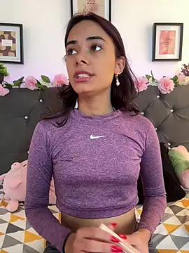 Im Lyan online show from 11/20/25, 03:12