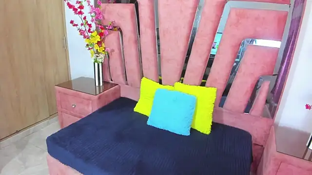 MaraKarly online show from 06/10/26, 11:20