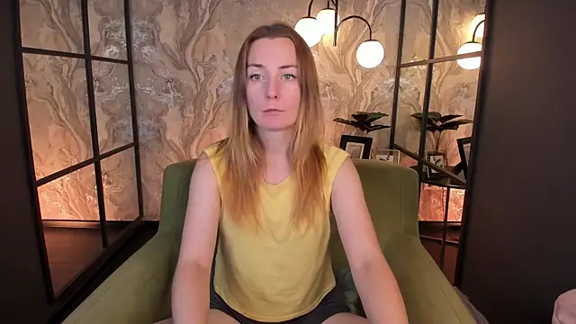 Snapshot of MeggySun chatting on 11/06/25, 01:34 MeggySun online show from 11/06/25, 01:34