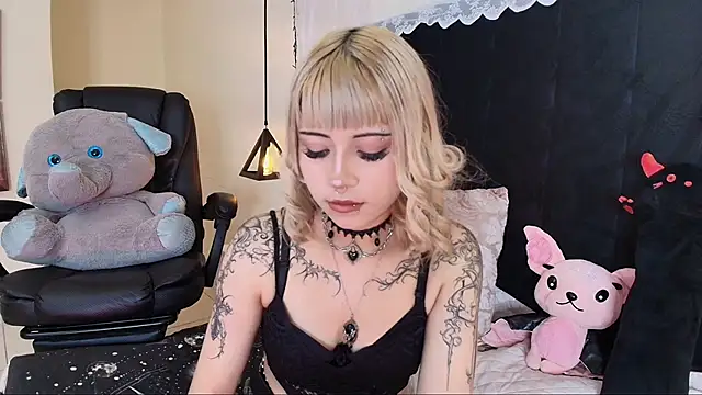 IvyBelle  online show from 05/08/26, 11:26