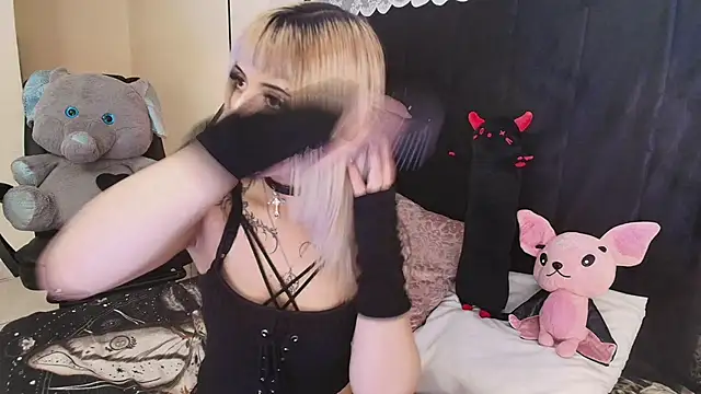 IvyBelle  online show from 06/19/26, 11:36