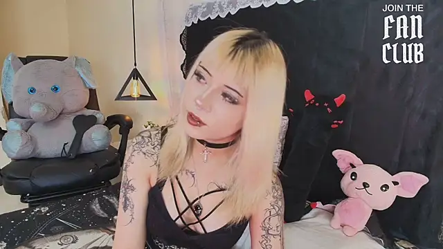 IvyBelle  online show from 06/25/26, 11:26