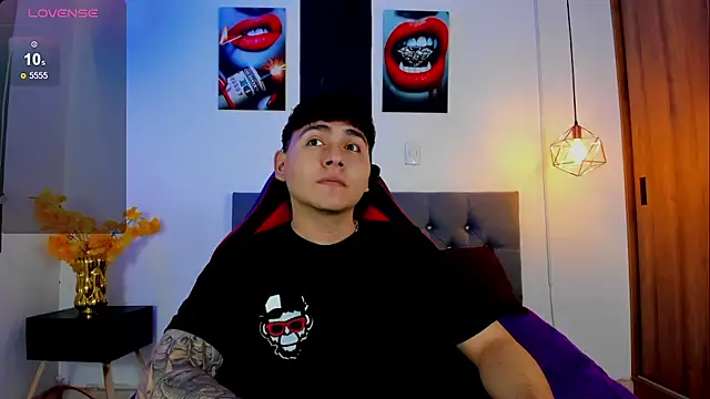 Nicolas James Sc online show from 10/27/25, 01:37