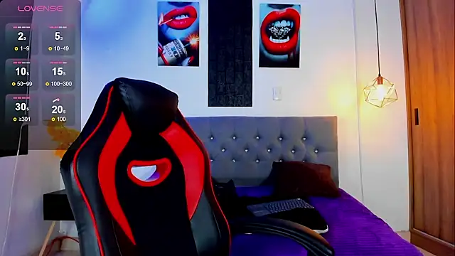 Nicolas James Sc online show from 11/06/25, 01:34