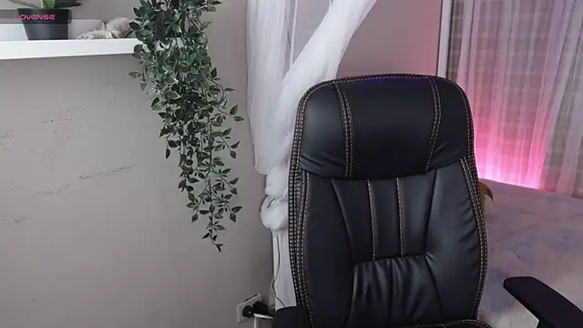 Mystic blue online show from 11/20/25, 12:49