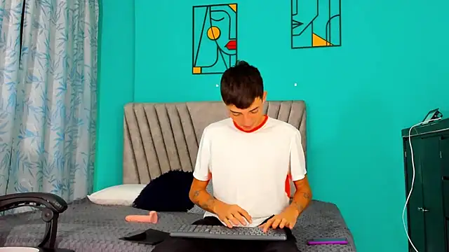 Maikol Ortiz online show from 03/10/26, 12:32