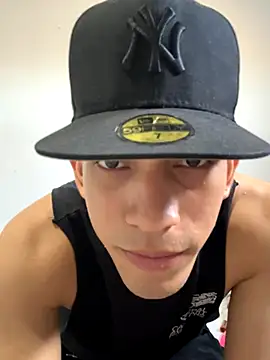 Andres-Andrea1922 online show from 09/13/25, 09:58