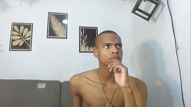 criss zuri online show from 09/16/25, 12:17