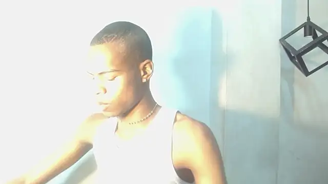 criss zuri online show from 10/04/25, 11:30