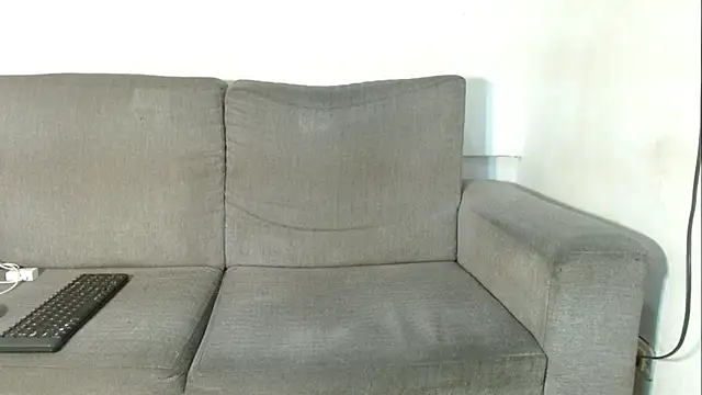 criss zuri online show from 10/20/25, 07:14