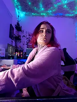 Snapshot of blazed_vixen chatting on 02/11/26, 12:37 blazed vixen online show from 02/11/26, 12:37