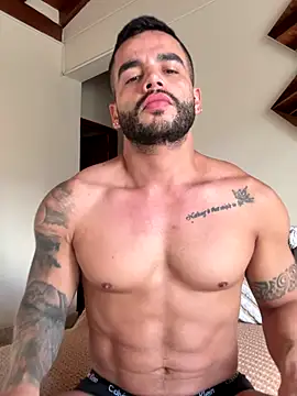 Bruno De Lucaa  online show from 09/10/25, 04:40