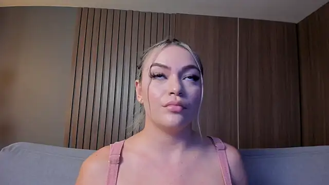 milaowens online show from 02/23/25, 02:57