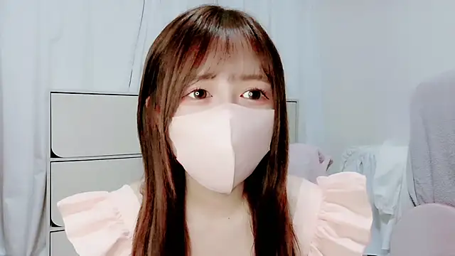 Snapshot of Hanachan_Gcup_ chatting on 09/16/25, 04:24 Hanachan Gcup online show from 09/16/25, 04:24