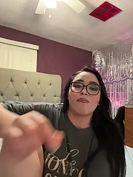 MyHoneyFrida online show from 12/18/25, 03:56