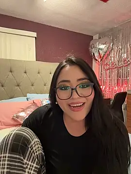 MyHoneyFrida online show from 12/21/25, 06:20