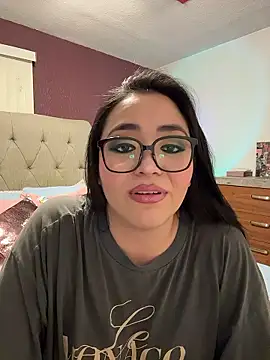 Snapshot of MyHoneyFrida chatting on 01/08/26, 03:42 MyHoneyFrida online show from 01/08/26, 03:42