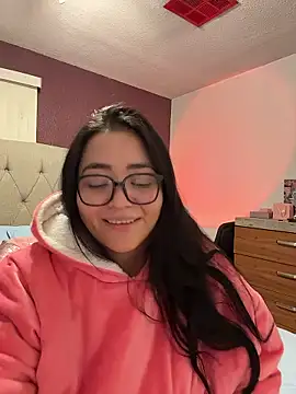 Snapshot of MyHoneyFrida chatting on 01/13/26, 06:29 MyHoneyFrida online show from 01/13/26, 06:29