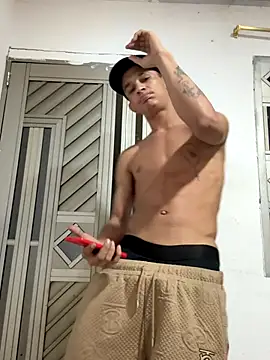 Snapshot of spicyboysvenezuelan chatting on 10/29/25, 10:28 spicyboysvenezuelan online show from 10/29/25, 10:28