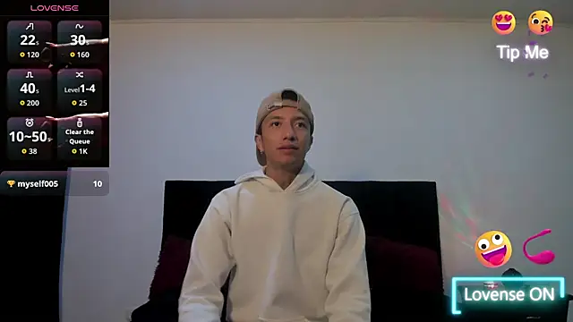 Snapshot of mhatias_ chatting on 11/27/25, 05:53 mhatias online show from 11/27/25, 05:53