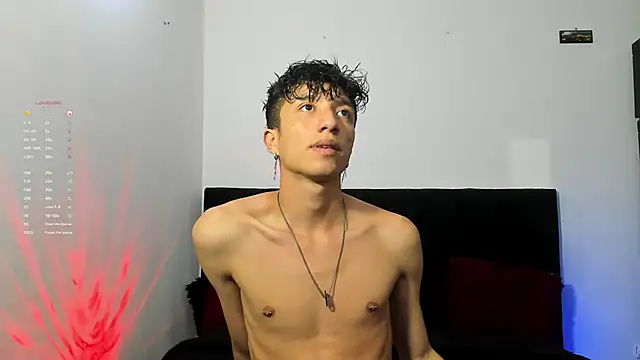 Snapshot of mhatias_ chatting on 01/06/26, 01:42 mhatias online show from 01/06/26, 01:42