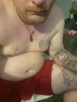 GladsomeLark online show from 03/19/26, 01:15