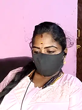 Snapshot of tamilammukuttyy chatting on 03/21/26, 10:24 tamilammukuttyy online show from 03/21/26, 10:24