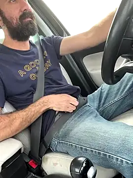 Snapshot of beauthomas chatting on 01/05/26, 08:45 beauthomas online show from 01/05/26, 08:45