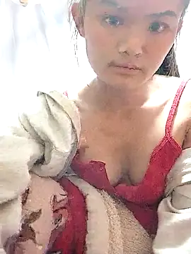 xinhxinhcute online show from 10/26/25, 02:50