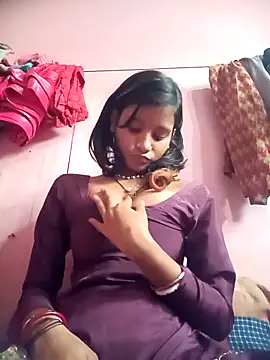 Snapshot of Hot_Mayra_ chatting on 11/01/25, 08:38 Hot Mayra  online show from 11/01/25, 08:38