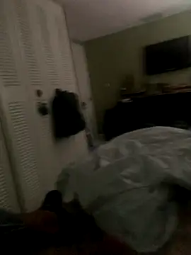 Snapshot of Hugecock9inchhh chatting on 12/15/25, 04:55 Hugecock9inchhh online show from 12/15/25, 04:55