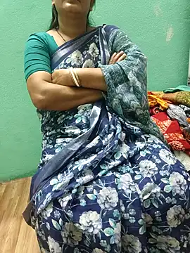 desi boudi87 online show from 02/28/26, 10:49