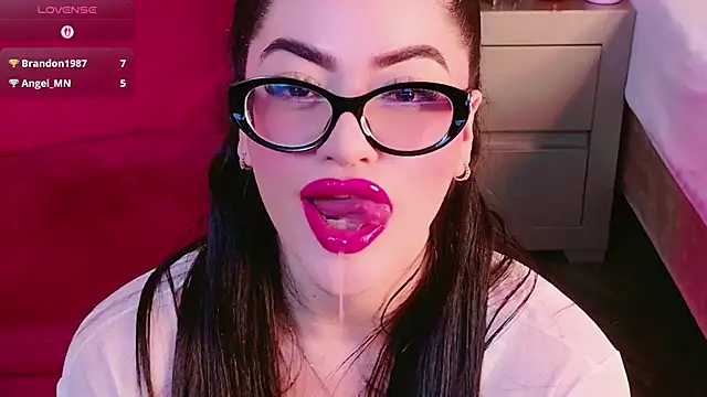 Catalina-Malave online show from 06/24/26, 01:04