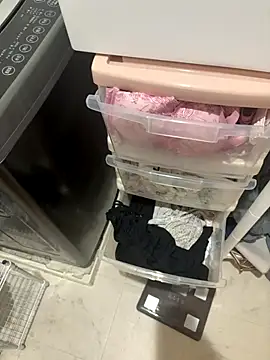 Snapshot of sukebegorilla chatting on 11/30/25, 01:42 sukebegorilla online show from 11/30/25, 01:42