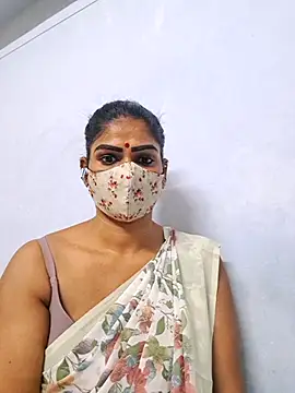 Snapshot of sherlin24 chatting on 09/30/25, 04:34 sherlin24 online show from 09/30/25, 04:34