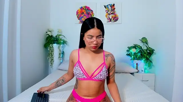 LiilithNova online show from 09/28/25, 04:07