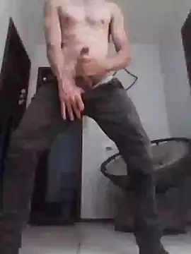 Snapshot of Shawnzinho chatting on 10/02/25, 02:02 Shawnzinho online show from 10/02/25, 02:02