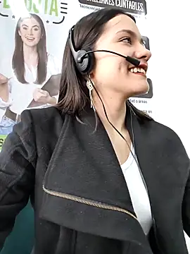 Snapshot of CHARLOTTE__05 chatting on 11/07/25, 12:49 CHARLOTTE 05 online show from 11/07/25, 12:49